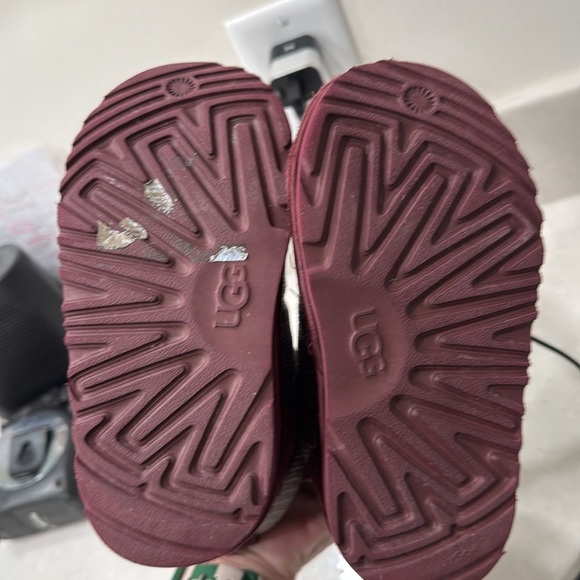 Ugg boots - Picture 4 of 6